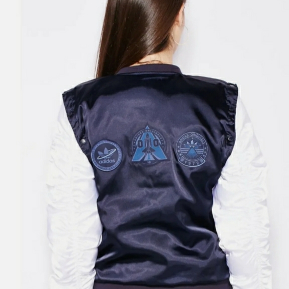 💫 RITA ORA X ADIDAS AA3881 Cosmic JACKET - Picture 5 of 6